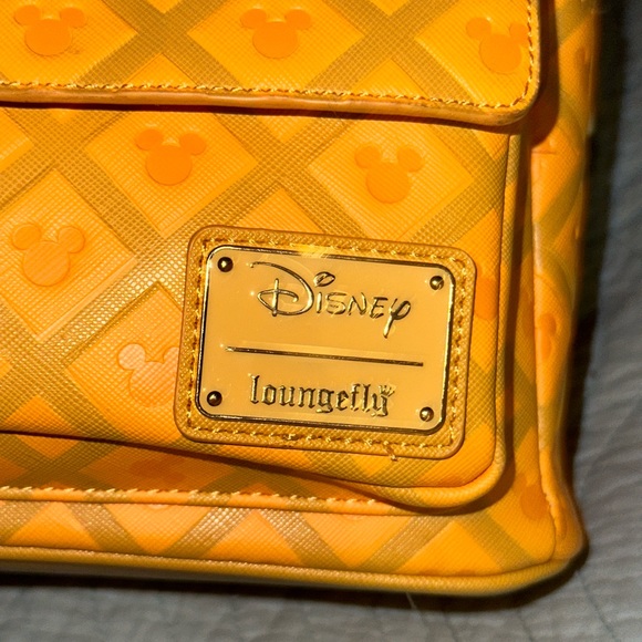 Loungefly Minnie Mouse icecream cone mini backpack - Picture 4 of 6